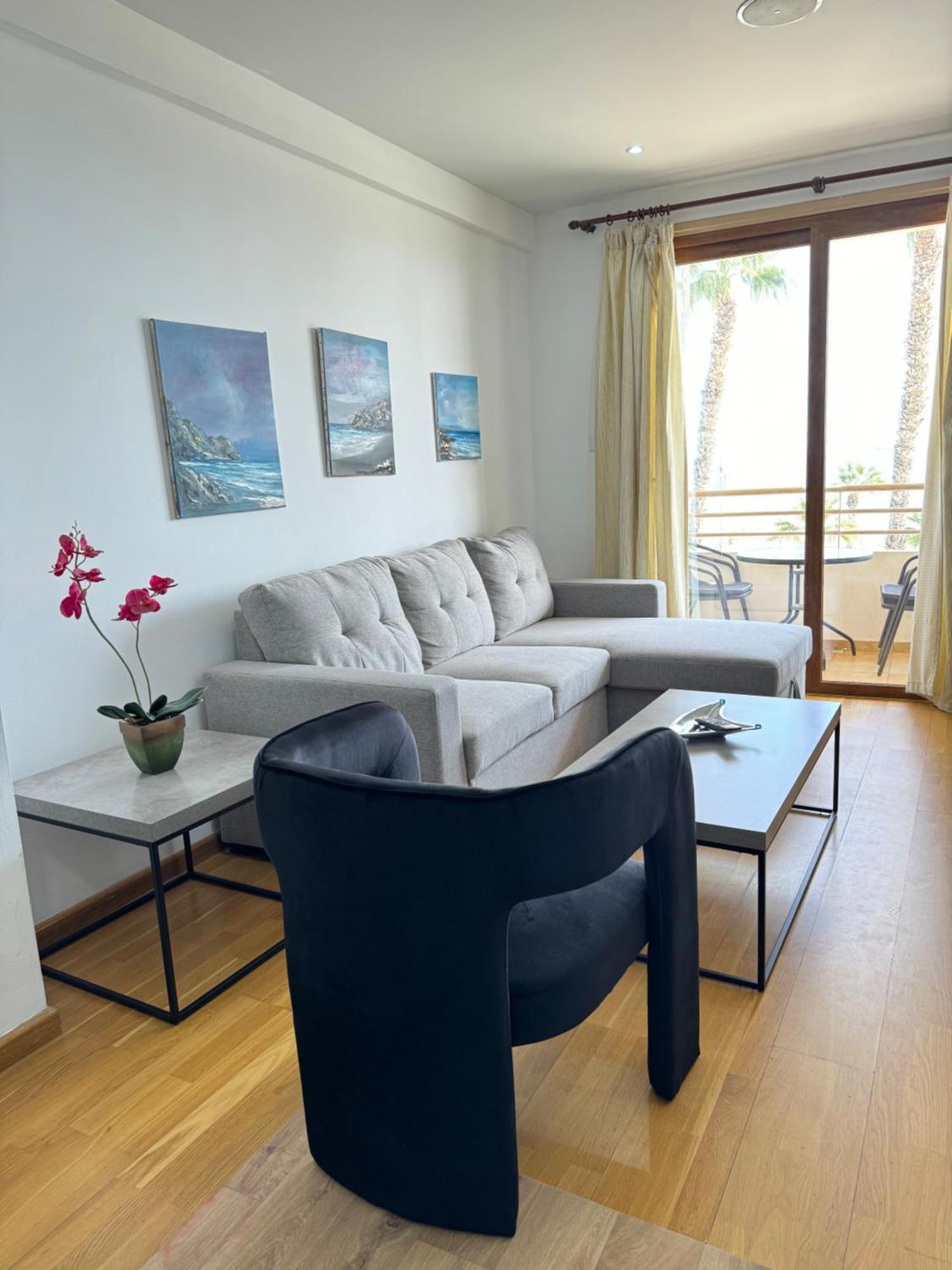 Ithaki Phinikoudes Apartment No. 102 Larnaca Dış mekan fotoğraf