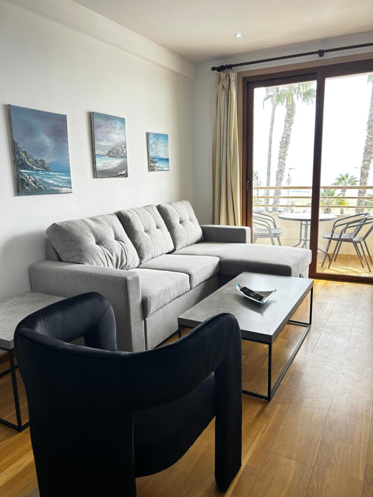 Ithaki Phinikoudes Apartment No. 102 Larnaca Dış mekan fotoğraf