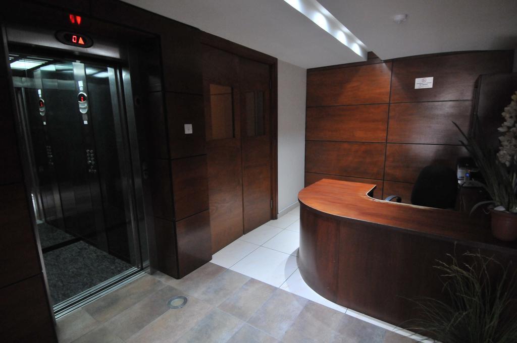 Ithaki Phinikoudes Apartment No. 102 Larnaca Oda fotoğraf