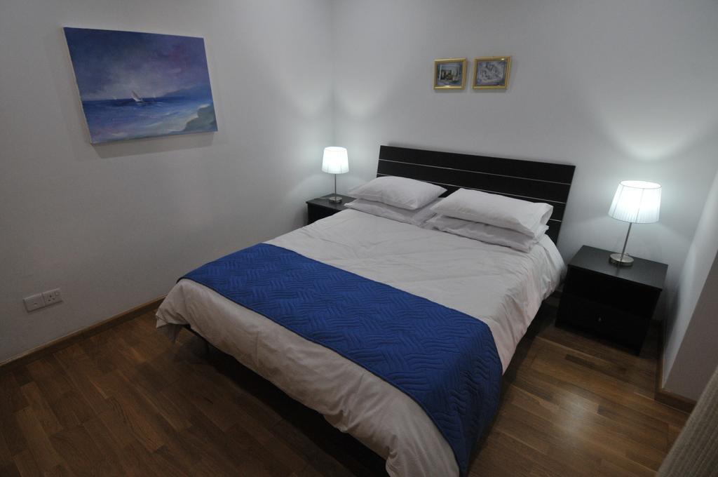 Ithaki Phinikoudes Apartment No. 102 Larnaca Oda fotoğraf