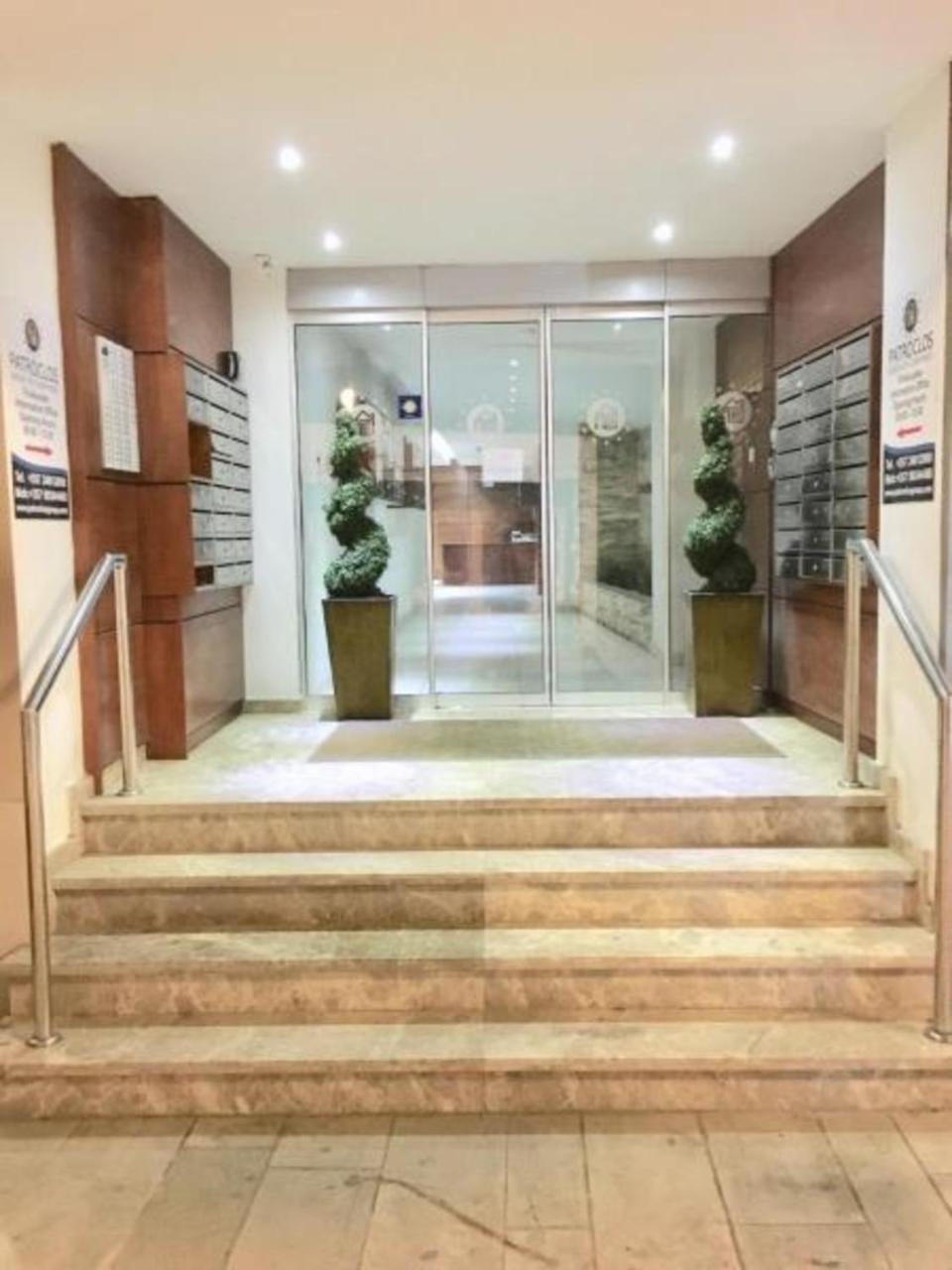 Ithaki Phinikoudes Apartment No. 102 Larnaca Dış mekan fotoğraf